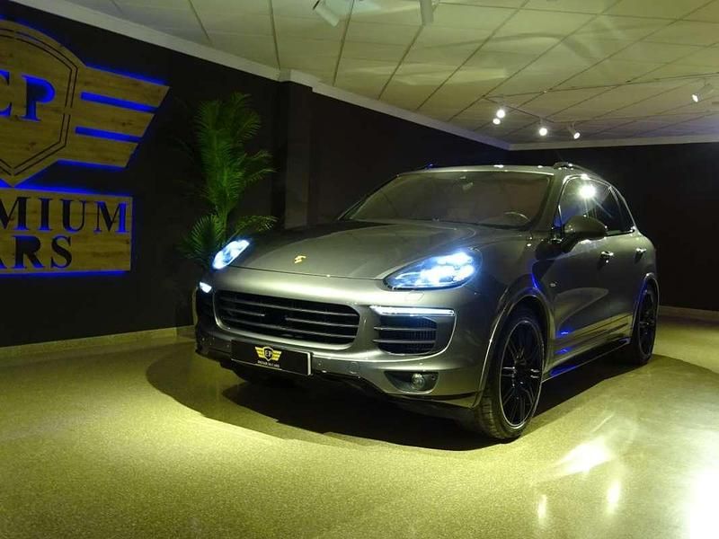 Usado Porsche Cayenne S 385 CV (283 kW) 2016 Gris SUV