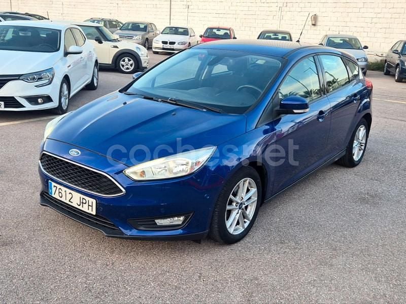Azul Usado 2016 Ford Focus Berlina | 7800 € (Super precio) - Imagen 1/4