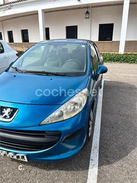 Usado Peugeot 207 75 CV (55 kW) 2007 Azul Berlina