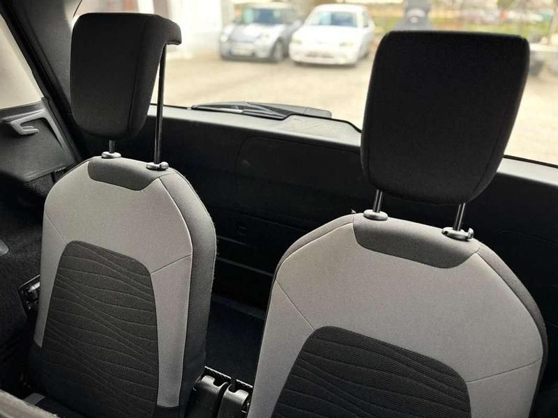 Usado Citroën C4 114 CV (83 kW) 2013 Gris Utilitario