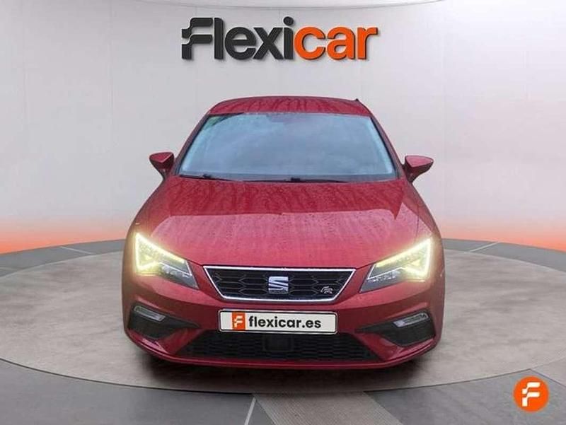 Usado Seat Leon Sport 125 CV (91 kW) 2018 Rojo Utilitario