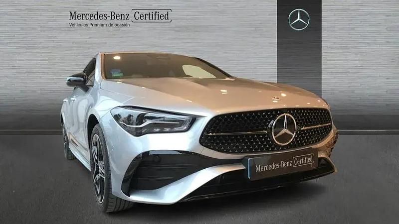 Usado Mercedes CLA250e AMG line 218 CV (160 kW) 2024 Gris Coupe