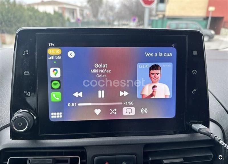 Usado Opel Combo Life Selective 131 CV (96 kW) 2019 Rojo Monovolumen