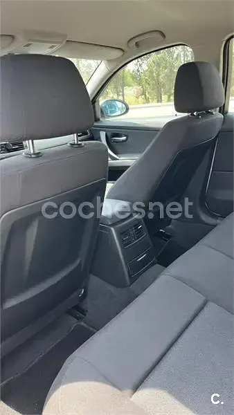 Usado BMW 318 129 CV (94 kW) 2008 Blanco Berlina