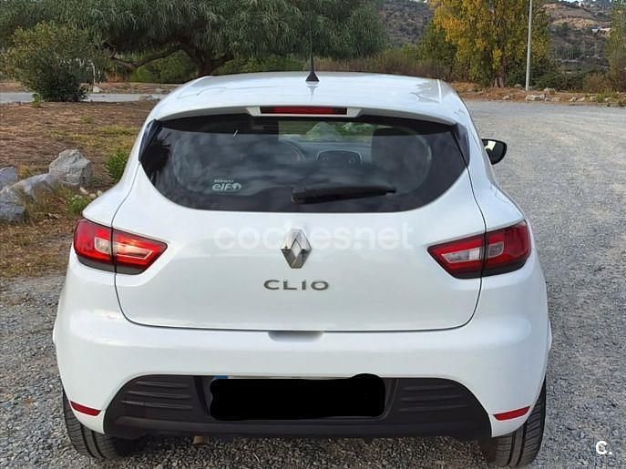 Usado Renault Clio IV Life 75 CV (55 kW) 2017 Blanco Berlina