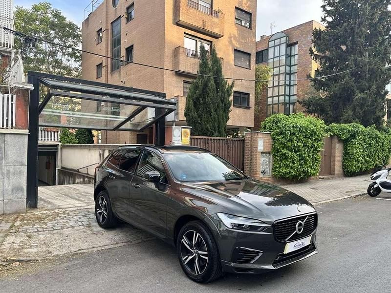 Używany Volvo XC60 R-Design 341 KM (250 kW) 2021 Szary SUV