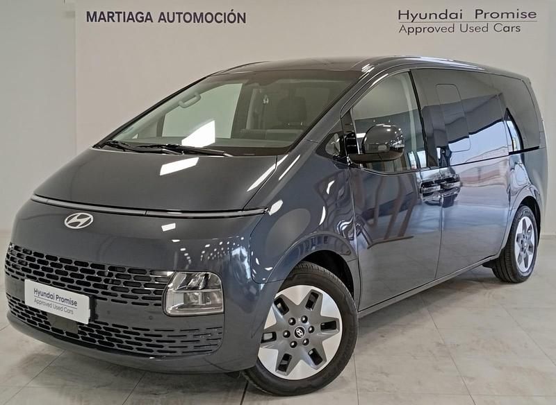 Usado 2024 Hyundai Staria Van | 41.995 € - Imagen 1/4