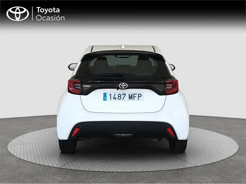 Usado Toyota Yaris Edition 125 CV (91 kW) 2023 Blanco Utilitario
