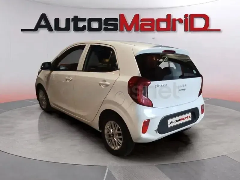 Usado Kia Picanto 67 CV (49 kW) 2023 Blanco Utilitario