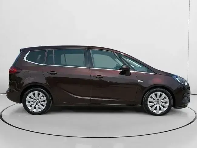Usado Opel Zafira Excellence 170 CV (125 kW) 2017 Marrón Monovolumen