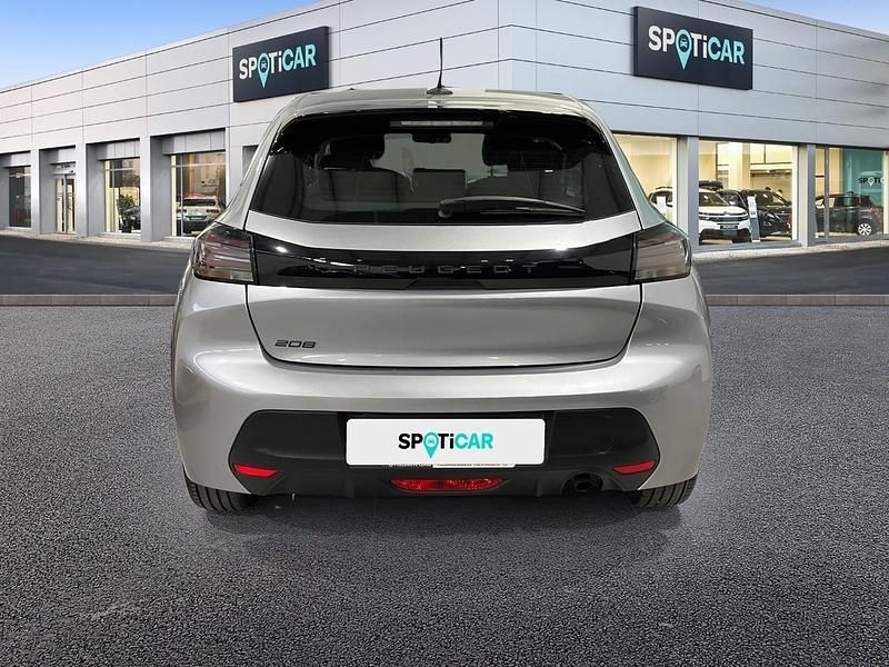 Usado Peugeot 208 Active 75 CV (55 kW) 2023 Gris Utilitario