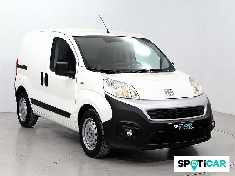 Blanco Usado 2023 Fiat Fiorino Monovolumen | 14.500 € (Un poco caro) - Imagen 1/4