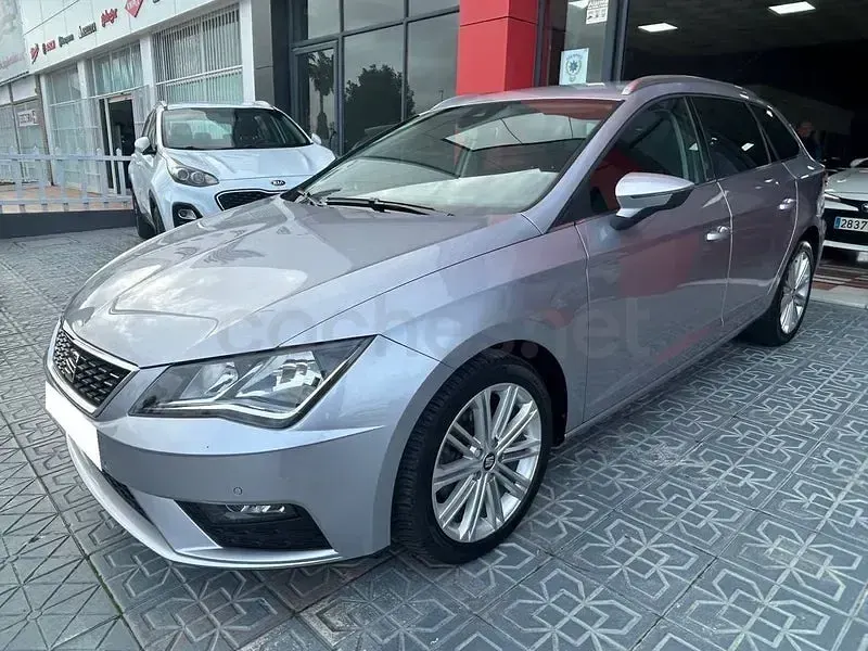 Begagnad Seat Leon XCELLENCE 150 HK (110 kW) 2020 Vit Kombi