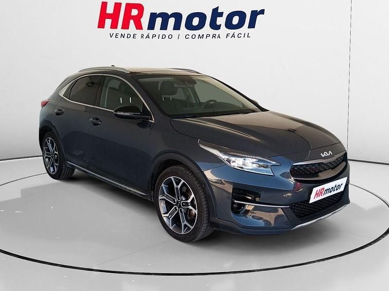 Gris Usado 2022 Kia XCeed SUV | 18.590 € - Imagen 1/4