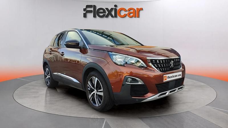 Usado Peugeot 3008 Allure 131 CV (96 kW) 2018 Naranja Monovolumen