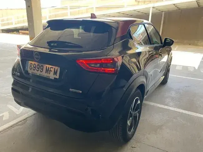 Usado Nissan Juke N-Connecta 143 CV (105 kW) 2023 Gris SUV
