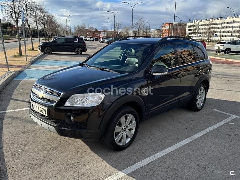 Usado Chevrolet Captiva LT 150 CV (110 kW) 2010 Negro SUV