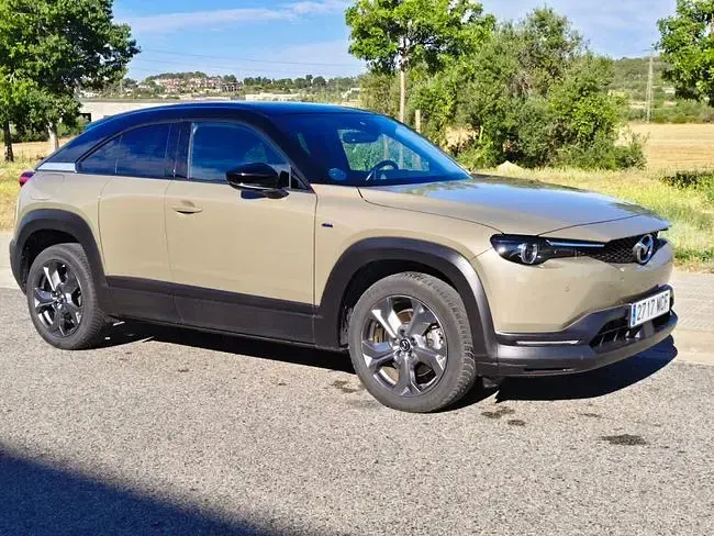 Usado Mazda MX30 Makoto 106 kW (145 CV) 2022 Verde claro SUV