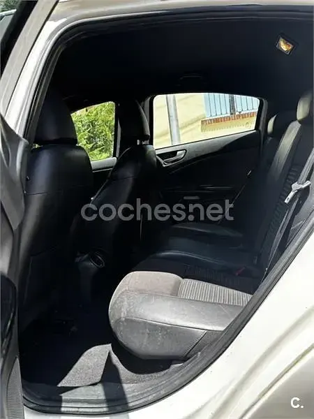 Usado Alfa Romeo Giulietta Distinctive 140 CV (102 kW) 2013 Blanco Utilitario