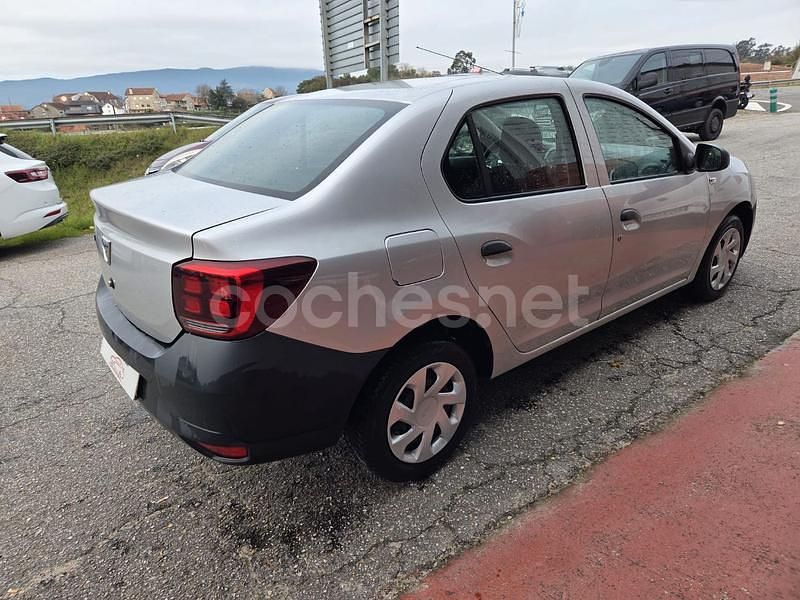Usado Dacia Logan Ambiance 73 CV (53 kW) 2018 Gris / plata Berlina