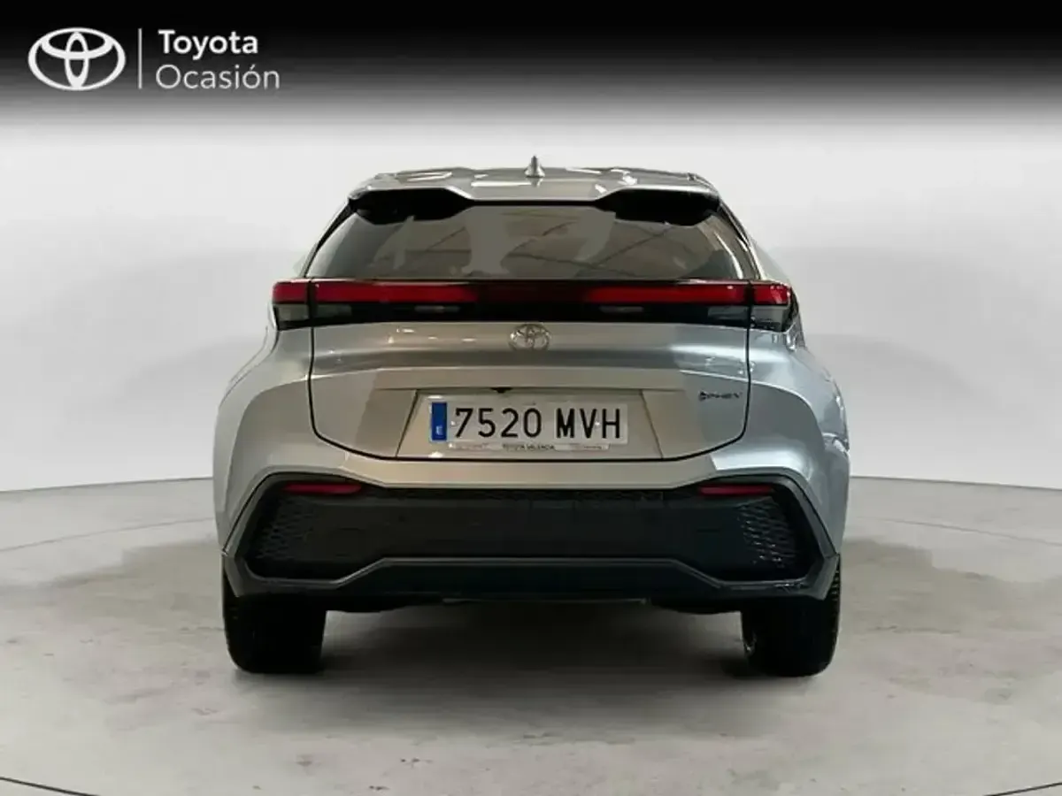 Usado Toyota C-HR Advance 223 CV (164 kW) 2024 Gris SUV