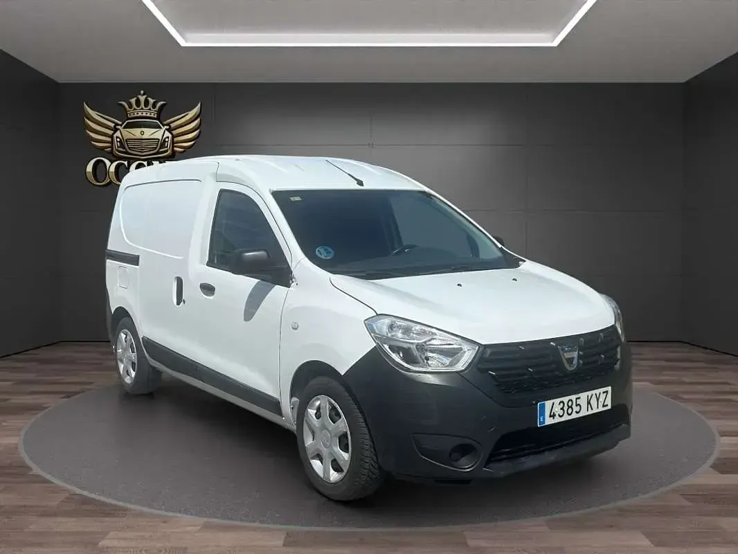 Usado Dacia Dokker Ambiance 102 CV (75 kW) 2019 Blanco Monovolumen
