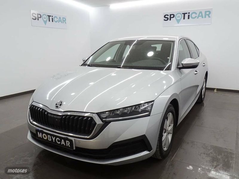 Gris Usado 2022 Skoda Octavia Ambition Berlina | 25.595 € (Un poco caro) - Imagen 1/4