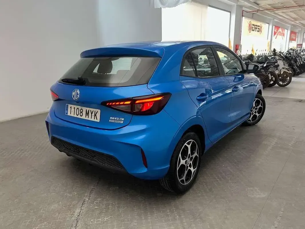 Usado MG MG3 Comfort 194 CV (142 kW) 2025 Azul Utilitario