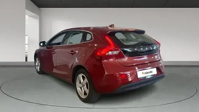 Usado Volvo V40 Summum 115 CV (84 kW) 2014 Rojo