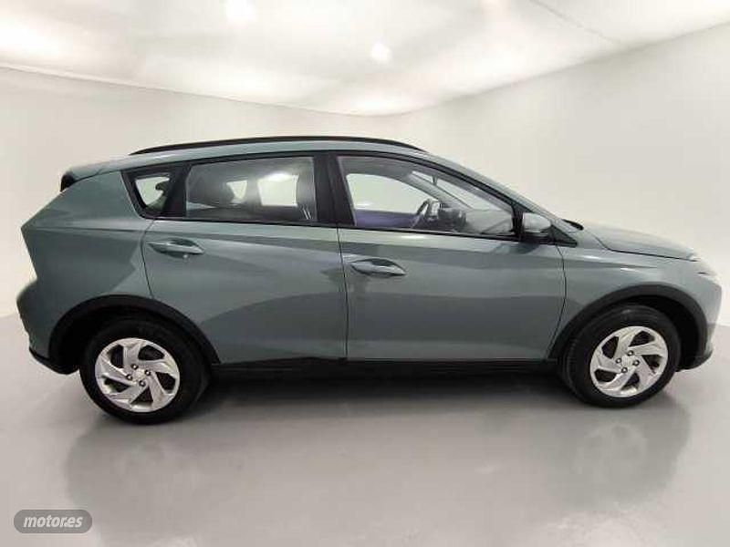 Usado Hyundai Bayon 107 CV (78 kW) 2024 Angrove green SUV