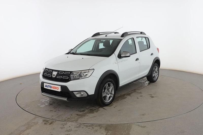 Blanco Usado 2018 Dacia Sandero Essentiel Utilitario | 11.199 € (Precio justo) - Imagen 1/3