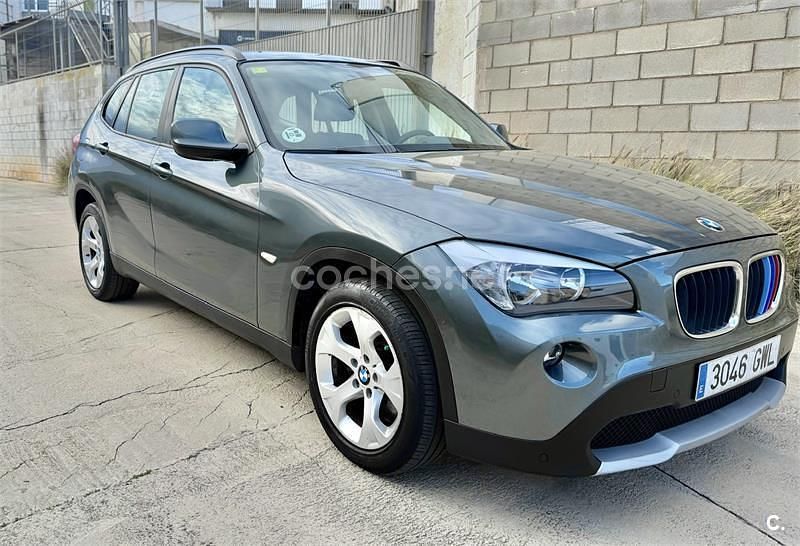 Usado BMW X1 143 CV (105 kW) 2010 Gris / plata SUV