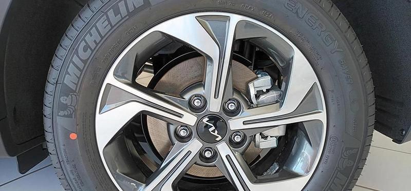 Usado Kia Ceed 101 CV (74 kW) 2025 Blanco Utilitario