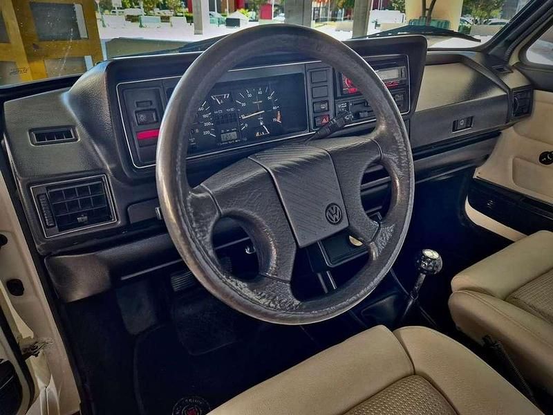 Usado VW Golf Cabriolet 113 CV (83 kW) 1988 Blanco Descapotable