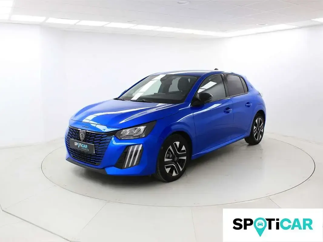 Usado Peugeot 208 Allure 101 CV (74 kW) 2024 Azul Utilitario