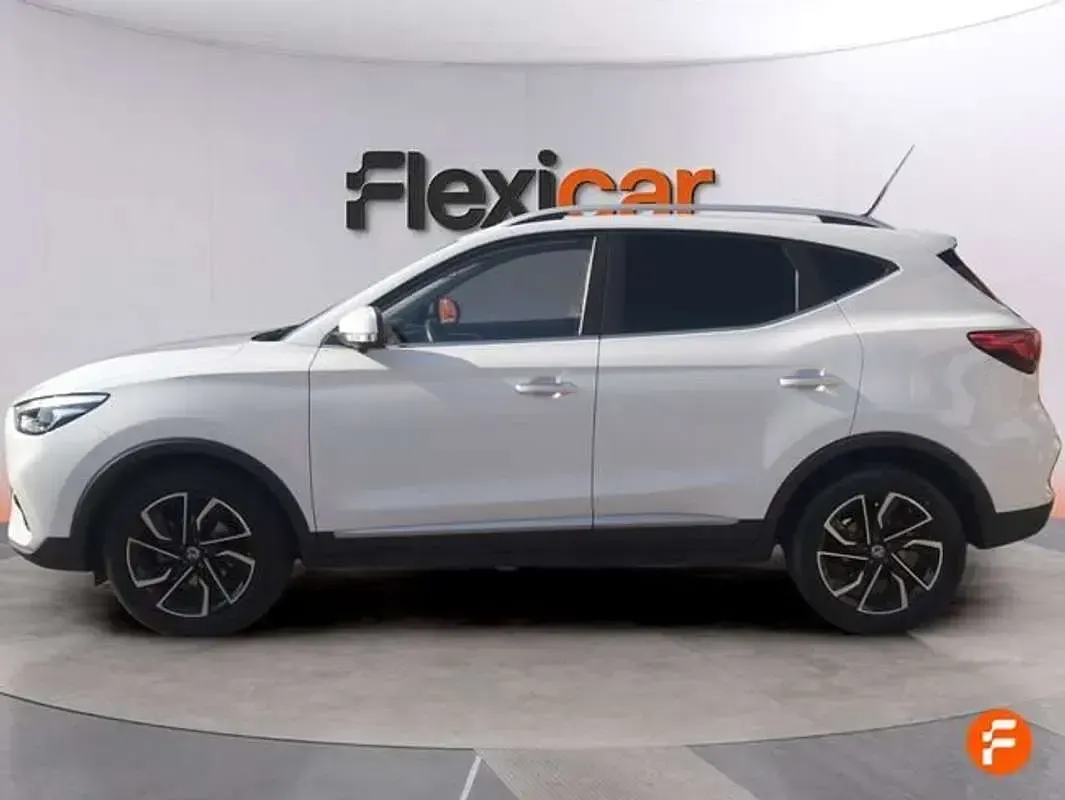 Usado MG ZS Luxury 106 CV (77 kW) 2022 Blanco SUV