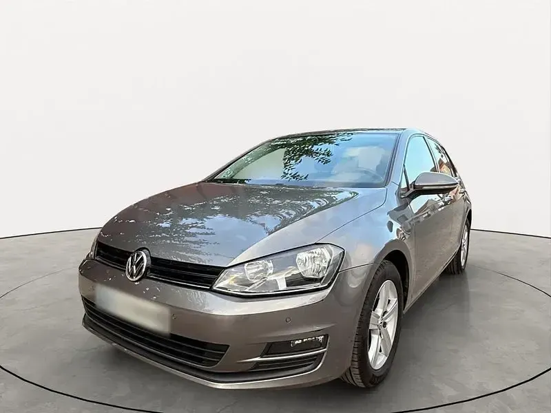 Usado VW Golf VII Advance 105 CV (77 kW) 2014 Beige Berlina