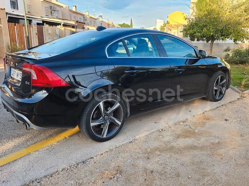 Negro Usado 2013 Volvo S60 R-Design Berlina | 11.990 € - Imagen 1/4