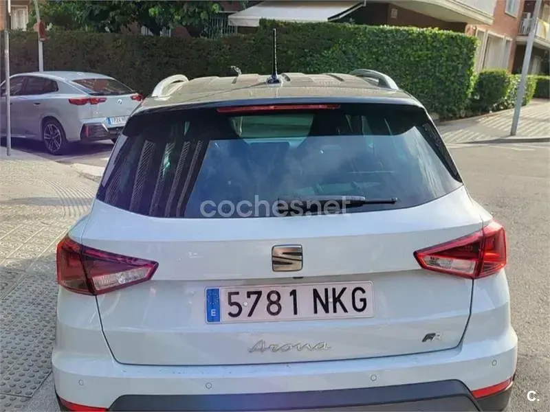 Usado Seat Arona FR 115 CV (84 kW) 2026 Blanco SUV