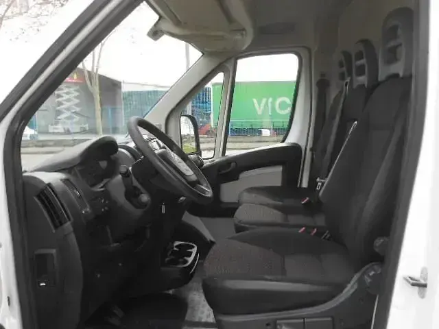 Usado Citroën Jumper 109 CV (80 kW) 2019 Blanco Monovolumen