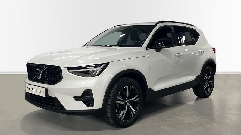 Usado Volvo XC40 Plus 163 CV (119 kW) 2025 Otro SUV