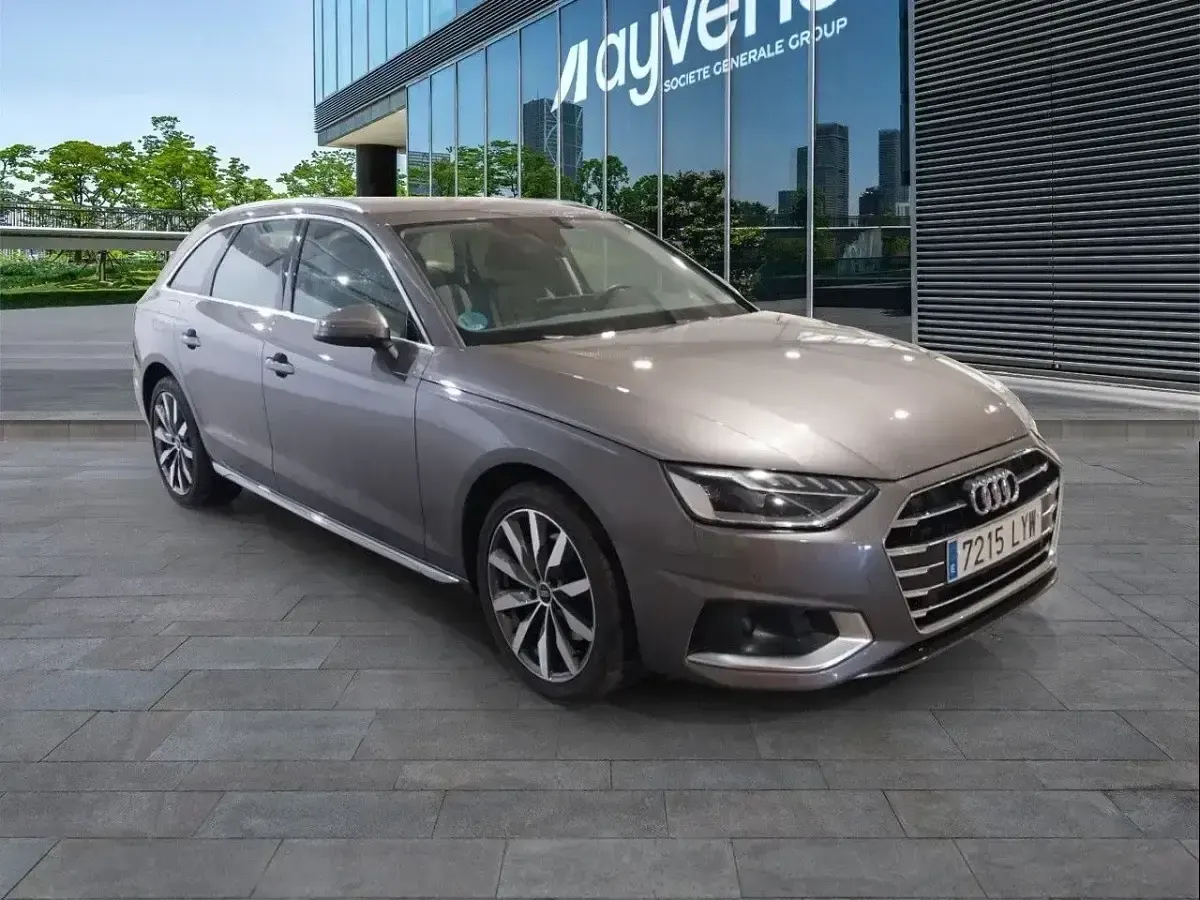 Usado Audi A4 Advanced Plus 163 CV (119 kW) 2022 Gris Familiar