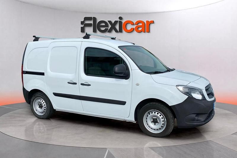 Usado Mercedes Citan 109 95 CV (69 kW) 2018 Blanco Familiar