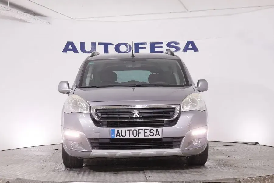 Usado Peugeot Partner 100 CV (73 kW) 2018 Gris