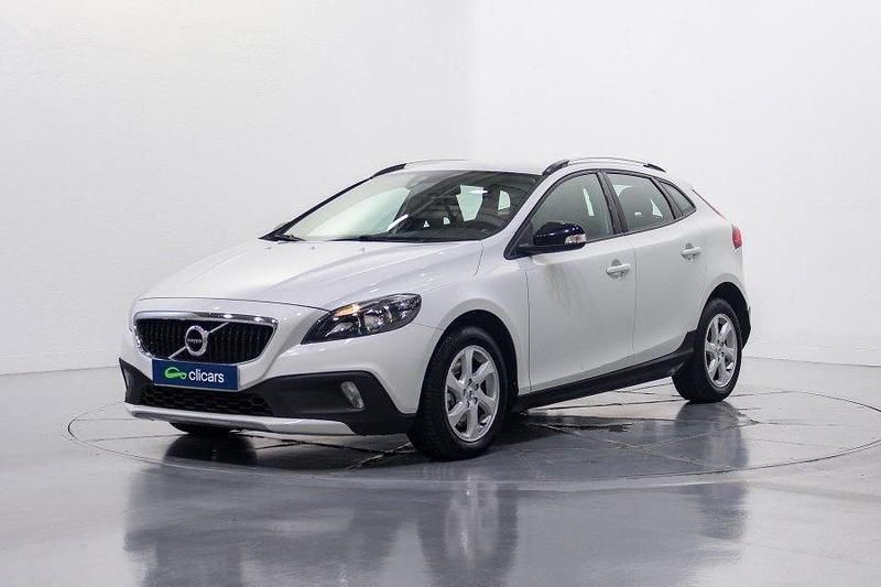 Usado 2018 Volvo V40 CC Familiar | 14.490 € (Precio justo) - Imagen 1/4
