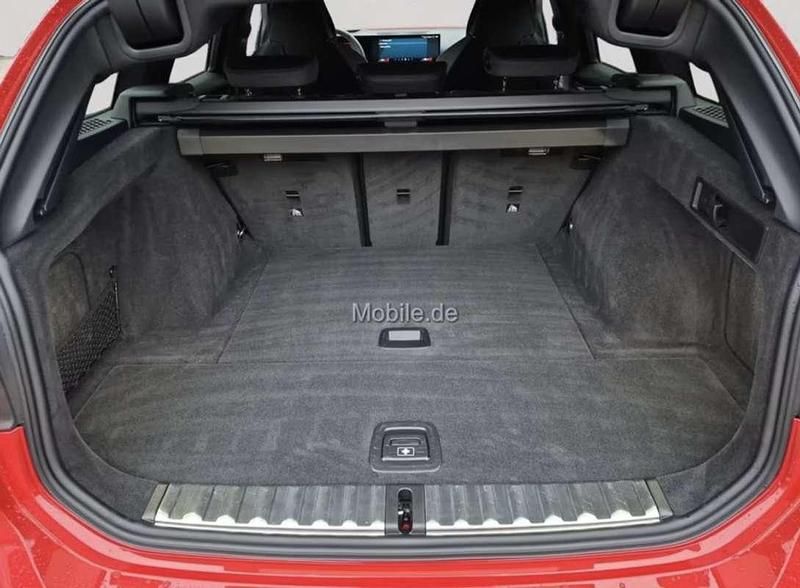 Usado BMW M3 Competition Edition 551 CV (405 kW) 2025 Rojo Familiar