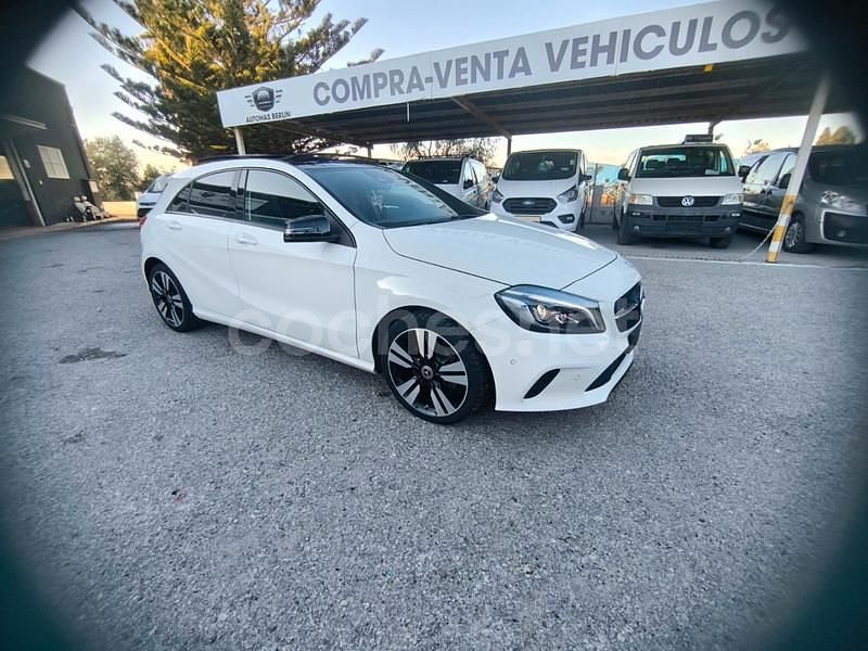 Blanco Usado 2015 Mercedes A220 Style Berlina | 19.500 € (Un poco caro) - Imagen 1/4
