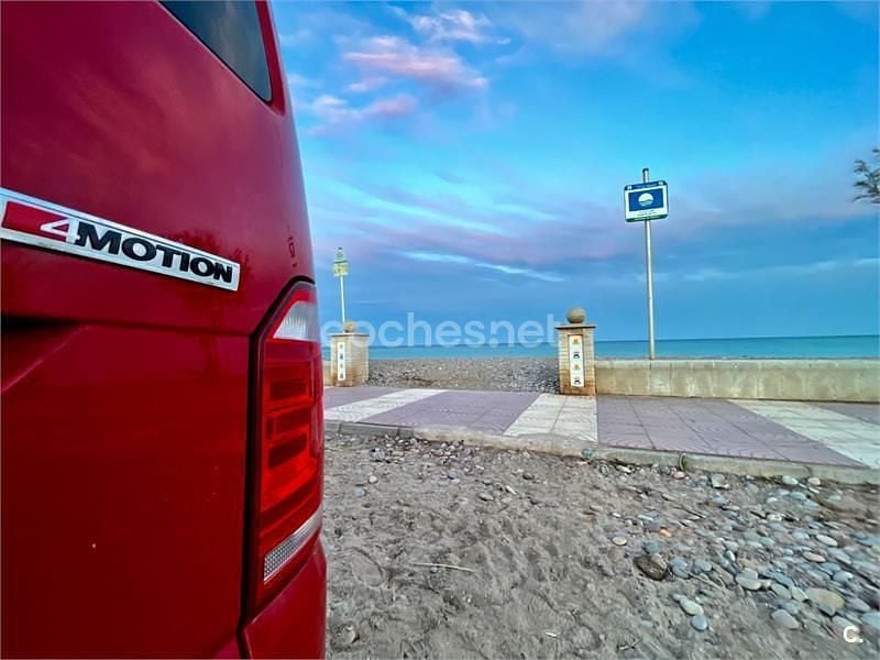 Usado VW California Beach 150 CV (110 kW) 2018 Granate Van
