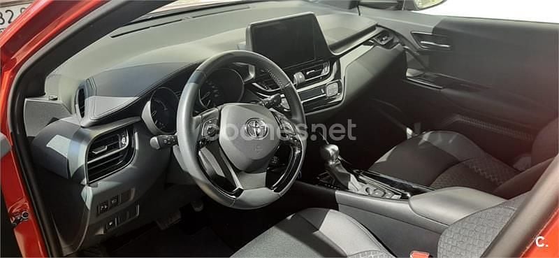 Usado Toyota C-HR Advance 122 CV (89 kW) 2023 Rojo SUV