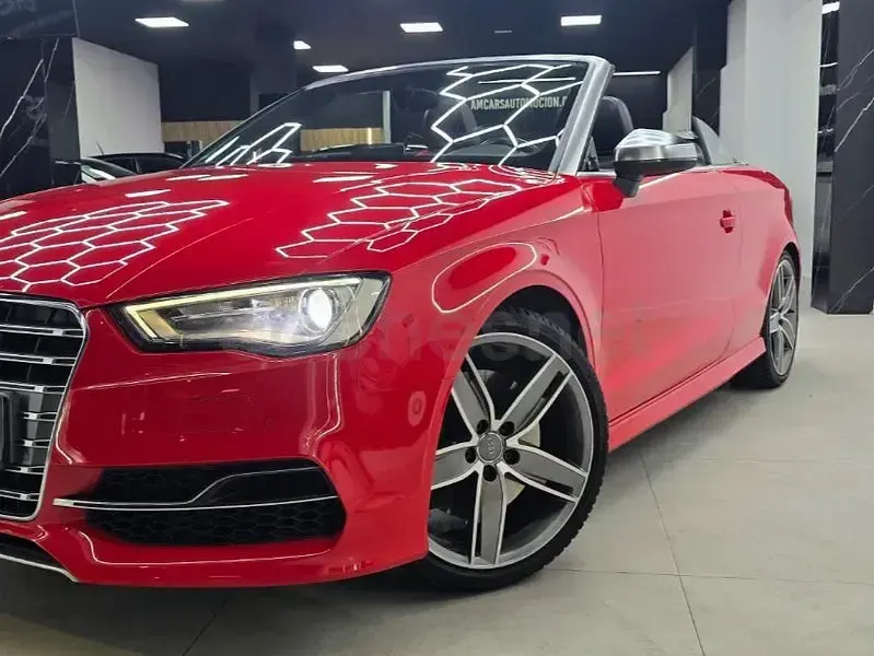 Usado Audi A3 Cabriolet Advanced 310 CV (228 kW) 2016 Rojo Descapotable